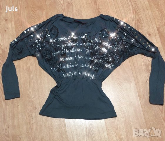 Красива блузка с пайети и сребристи надписи, снимка 2 - Блузи с дълъг ръкав и пуловери - 28115603