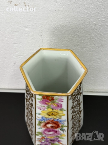 Уникална порцеланова ваза - Дрезден. №7427, снимка 5 - Антикварни и старинни предмети - 51940034