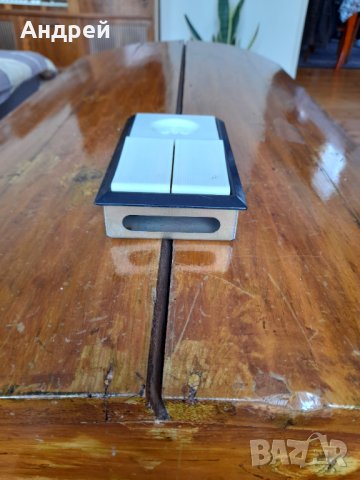 Стар електрически ключ и контакт, снимка 3 - Други ценни предмети - 32489691