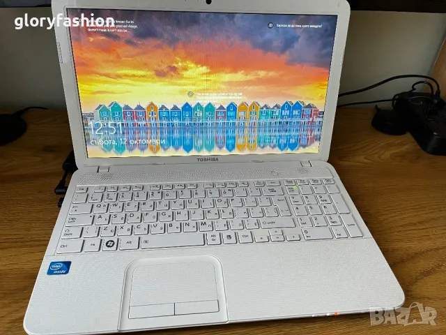 Лаптоп TOSHIBA, снимка 1