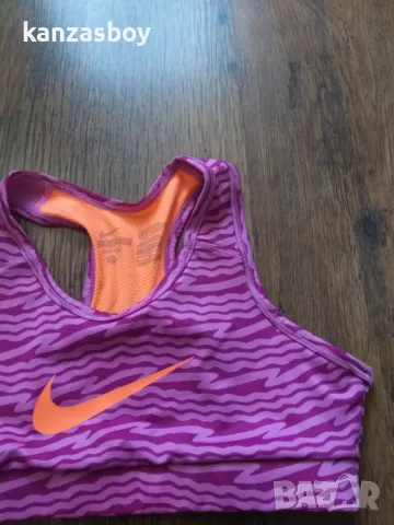 nike sport bra - страхотно дамско бюстие S, снимка 2 - Корсети, бюстиета, топове - 47694192
