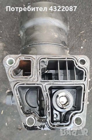 Корпус маслен филтър / охладител Volkswagen Touran II 2011-2015 1.6 TDI 105к.с., снимка 3 - Части - 51487183