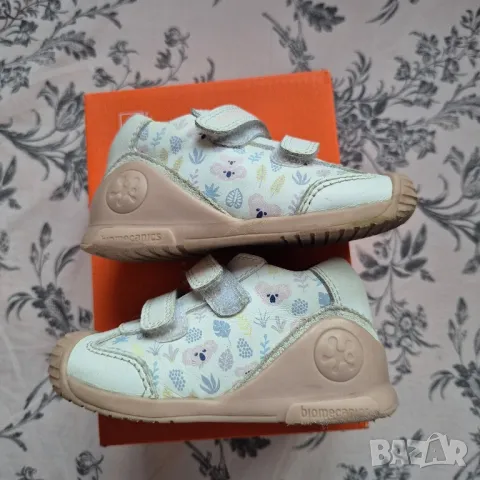 Обувки Биомеханикс за момиче естествена кожа, 21 номер, снимка 3 - Бебешки обувки - 50055235