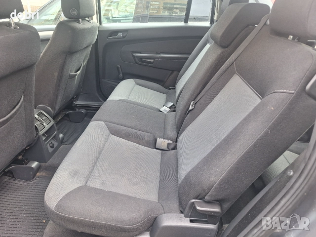 Опел Зафира 1.6 klimatik 7места, снимка 9 - Автомобили и джипове - 51973991