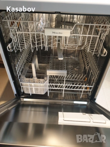 UK - Miele Съдомиялна - 14 Комплекта - Свободностояща - 60см, снимка 6 - Съдомиялни - 52730093