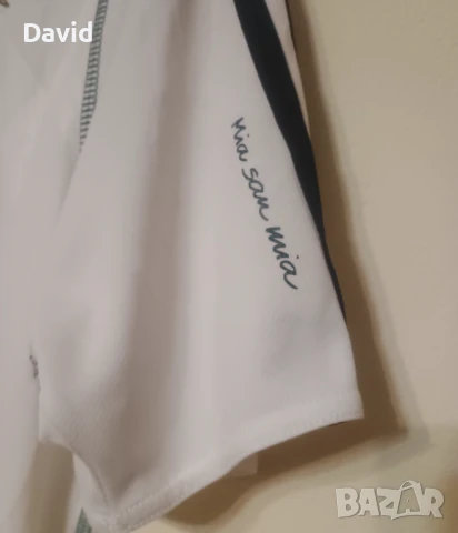 Оригинална тренировъчна фланелка на Байерн Мюнхен 13/14, снимка 3 - Футбол - 51369416