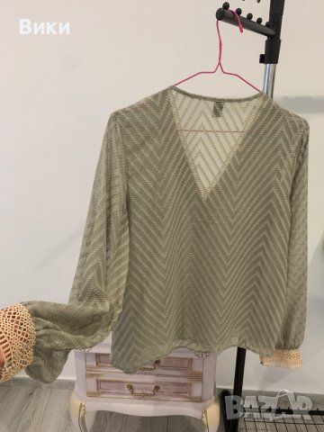 Дамска блуза в размер М, снимка 11 - Блузи с дълъг ръкав и пуловери - 44118792