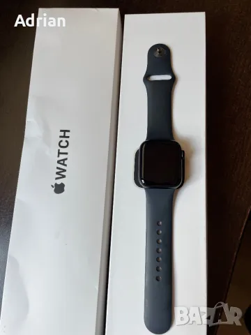 Apple watch se, снимка 1 - Смарт часовници - 47461597