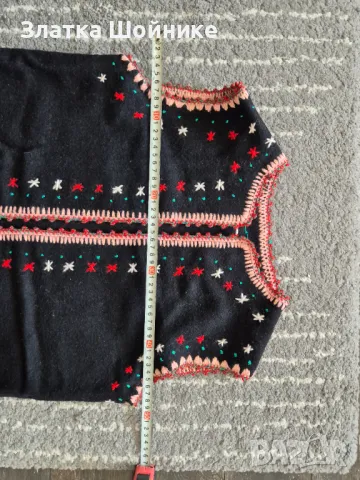 Костюмчето от баба соц носталгия, ръчна изработка,вълна, снимка 8 - Антикварни и старинни предмети - 47310973