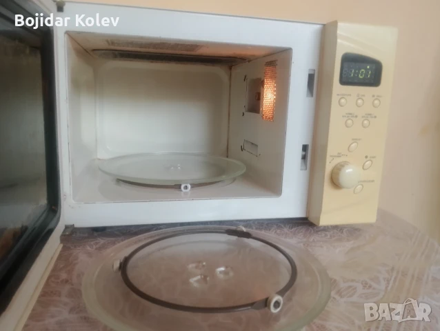 Продавам микровълнова , снимка 3 - Микровълнови - 51154911