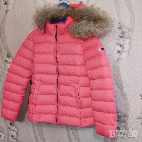Пухено яке TOMMY JEANS DW0DW08588 размер S- М, снимка 5 - Якета - 52627682