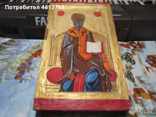 Стара ръчно рисувана икона