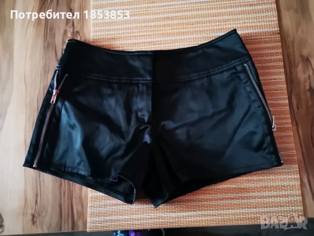 Дамски къси панталони 