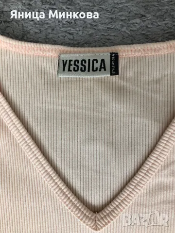 Дамска тениска, снимка 3 - Тениски - 49514411