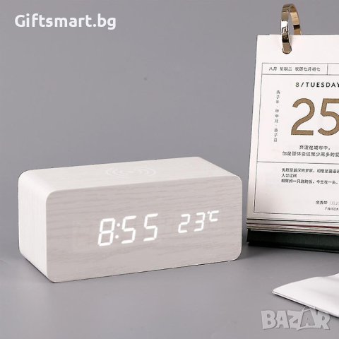 Дървен LED часовник с безжично зарядно и термометър, снимка 3 - Безжични зарядни - 43218503