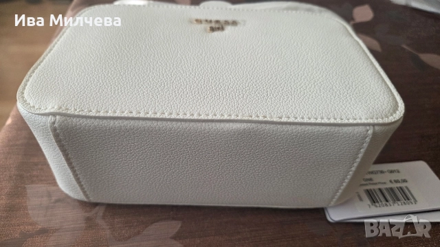 Чантичка Guess , снимка 4 - Чанти - 51447444