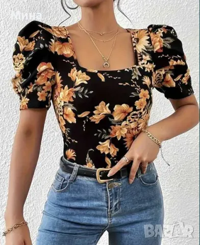 Блуза с квадратно деколте, снимка 2 - Корсети, бюстиета, топове - 47273999