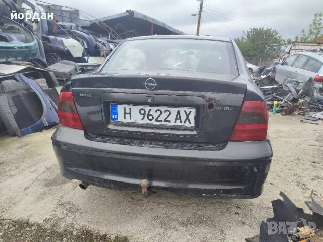 Опел Вектра 1.6 бензин , снимка 5 - Автомобили и джипове - 50257269