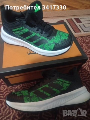 ОРИГИНАЛНИ ДАМСКИ МАРАТОНКИ ADIDAS MINECRAFT 