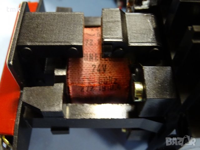 контактор реверсивен UNELEC ROC V, снимка 9 - Резервни части за машини - 33340409
