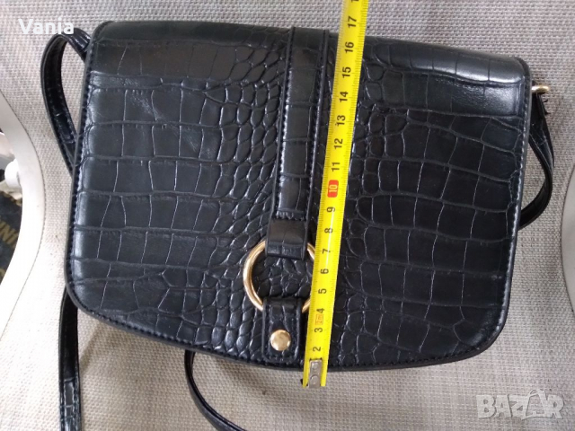 Дамска чанта , снимка 3 - Чанти - 36504750