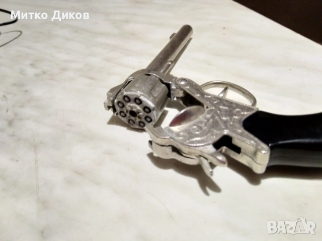 Метален пистолет с капси марков на евуше, снимка 5 - Други - 53589568