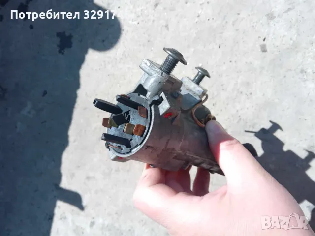 Патронник с ключ  за Волксваген Голф 4 комби 1.9 дизел 90к.с 2000г, снимка 3 - Части - 50352641