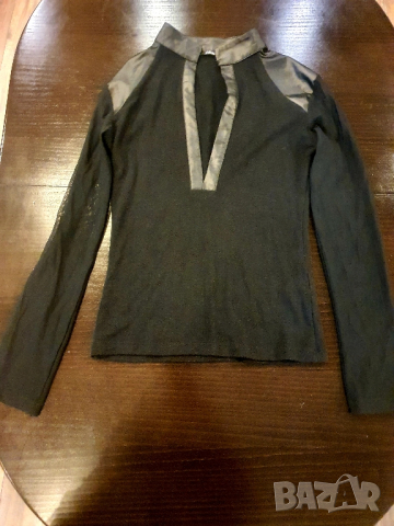 на тази цена един от пуловерите, снимка 1 - Блузи с дълъг ръкав и пуловери - 44846788