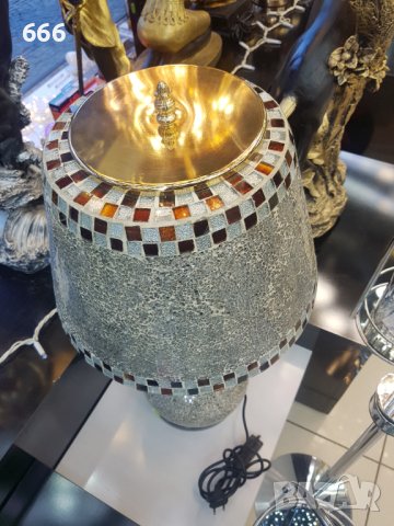 Лампа, снимка 2 - Настолни лампи - 43341930