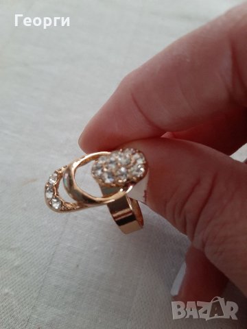 Дамски пръстен с регулиращ механизъм
