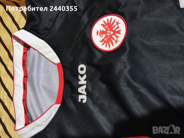 Футболна блуза на eintracht frankfurt, снимка 5 - Спортни дрехи, екипи - 26771581