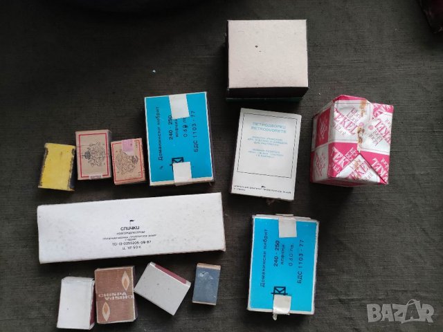 Продавам колекционерски кибрити и метални кутии, снимка 4 - Колекции - 32722573