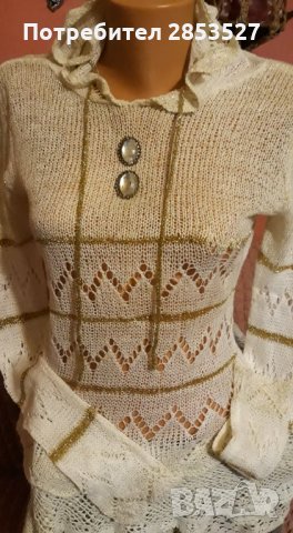 Финна  Блузка с качулка, снимка 1 - Блузи с дълъг ръкав и пуловери - 34978774