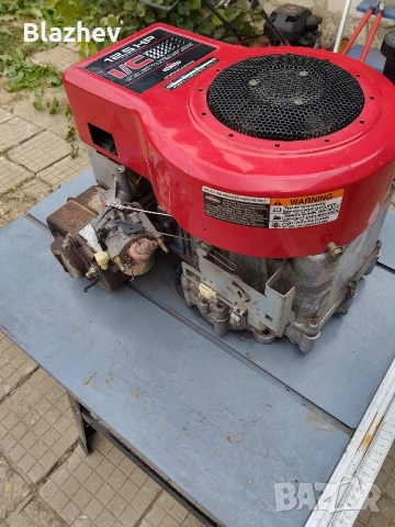 Двигател Briggs& Stratton 12.5 hp, снимка 4 - Градинска техника - 51867485