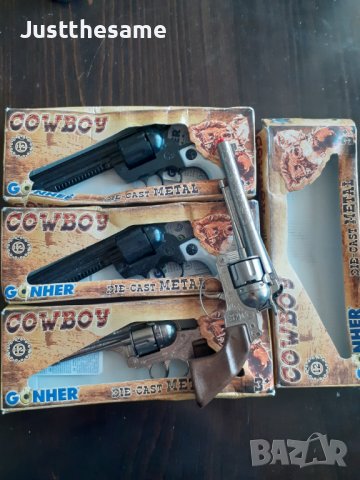 Метални пистолети с капси Gonher Каубойски револвери 12 капси 27см