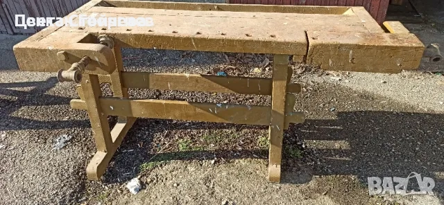 Дърводелски тезгях