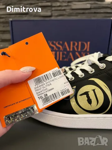 Обувки Trussardi, снимка 5 - Дамски ежедневни обувки - 49314676