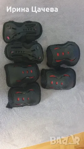 комплект наколенки, налакътници и протектори за китки, снимка 1
