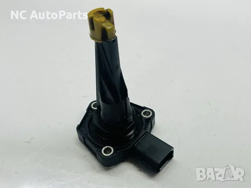 Сензор за масло за БМВ BMW 2 series F46 216d 1.5 дизел B37C15A 8596382 BMW 2017