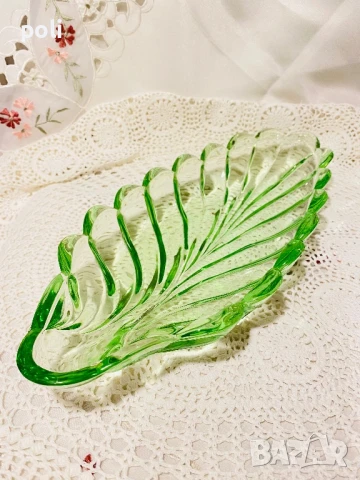стъклен поднос , снимка 1