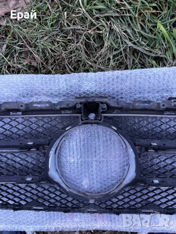 Оригинална решетка за Mercedes Benz W205, снимка 3 - Аксесоари и консумативи - 52937857