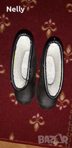 Гумени ботуши н.32, снимка 3 - Детски боти и ботуши - 42947021