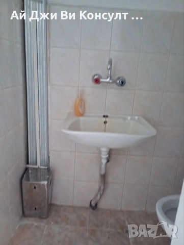 Магазин под наем в Центъра, снимка 8 - Магазини - 52731909