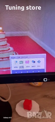 Монитор LG 24, снимка 4 - Монитори - 48699369
