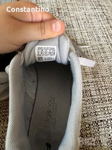 Спортни обувки Adidas, снимка 4 - Маратонки - 51301036