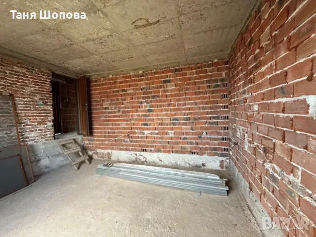 Триетажна къща за продажба в село Коларово, община Петрич , снимка 12 - Къщи - 49891845