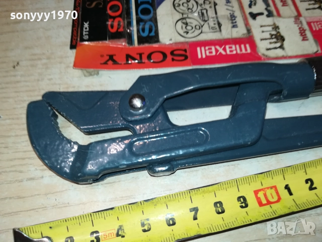 ТРЪБЕН КЛЮЧ 25СМ 1010251314, снимка 4 - Ключове - 52008246