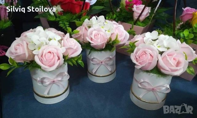Нежни букети със сапунени цветя , снимка 8 - Подаръци за жени - 39644069