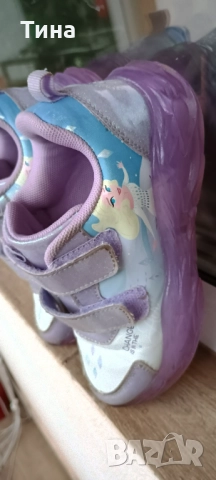 Светещи маратонки Frozen, снимка 5 - Детски маратонки - 51490712