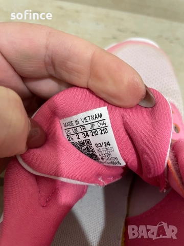 Маратонки за момиче Адидас, снимка 5 - Детски маратонки - 52300279